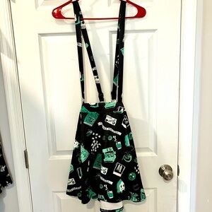 EUC Hot Topic Beetlejuice chibi print suspender skirt size medium